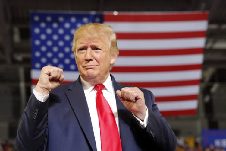 Donald Trump változatlanul az Egyesült Államok gazdasági újraindítása mellett érvel