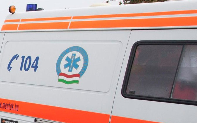 Lezuhant egy férfi egy félkész épület harmadik emeletéről Mátraderecskén