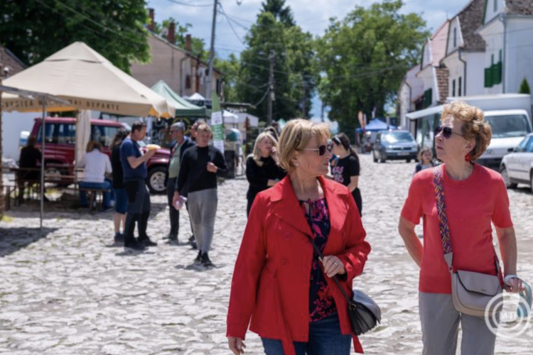 Duna Napok - Színes programkínálattal kezdődött el a 11. Duna Napok Torockón
